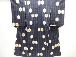 亀甲に絣柄織り出し手織り紬着物